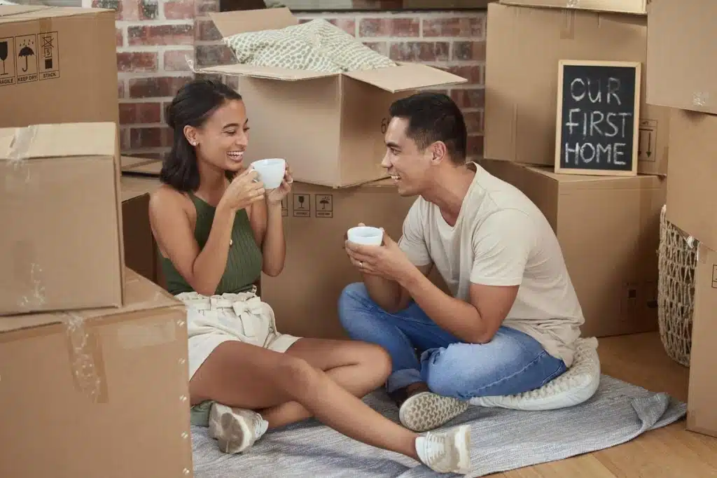 blog - couple moving to new home- Mortgage Brokers in Ireland